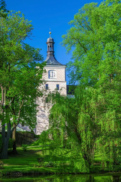 Hermoso castillo Breznice en la República Checa — Foto de Stock