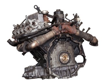 Beyaz arka plan üzerinde araba motoru