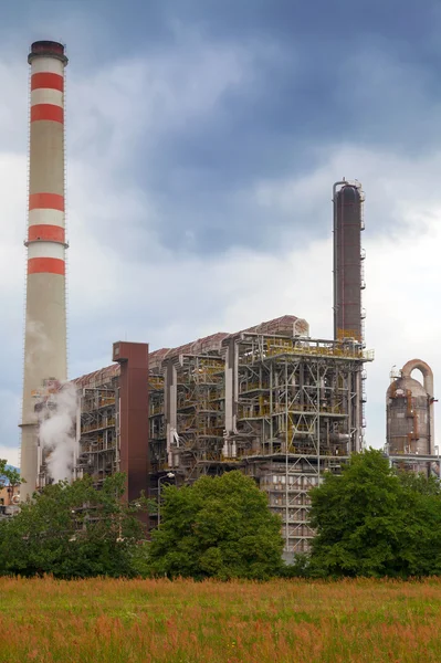 Impianto industriale petrolchimico, Repubblica ceca — Foto Stock
