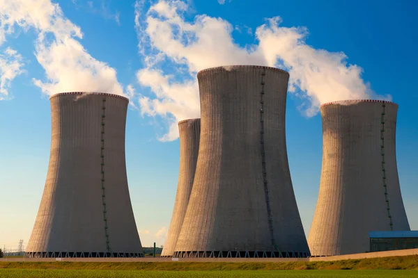 Dukovany atomerőmű Csehországban Európában — Stock Fotó