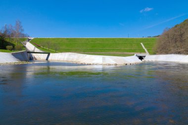 Baraj Hracholusky, Çek Cumhuriyeti