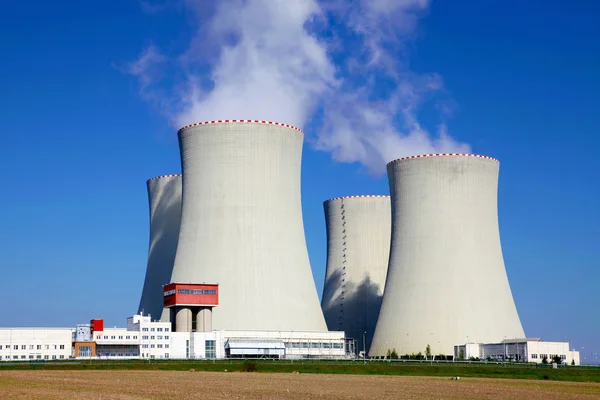 Central nuclear Temelin en República Checa Europa — Foto de Stock