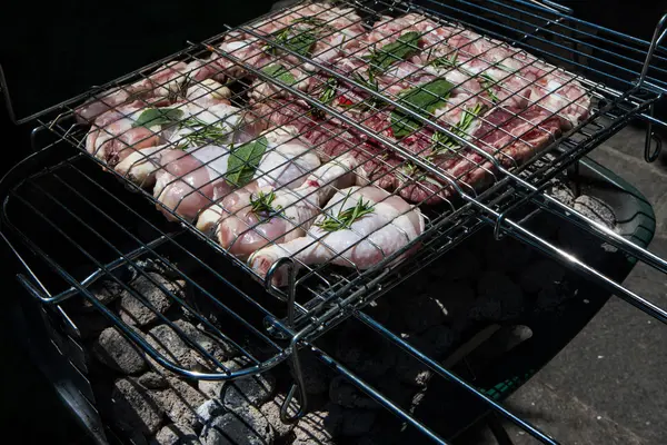 Barbeque ribs and sausage with chicken — Stock Photo, Image