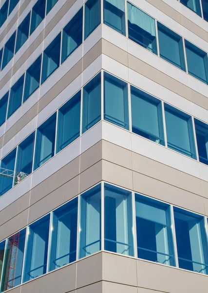 Detalle de una fachada de un edificio moderno —  Fotos de Stock