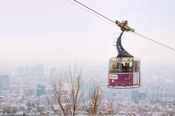 Kok-tobe in almaty, Kasachstan — Stockfoto