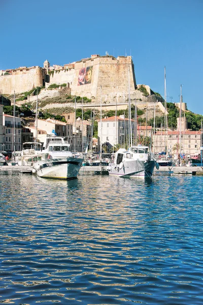 Bonifacio - pittoreske hoofdstad van Corsica, Frankrijk — Stockfoto