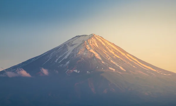 Muntele Fuji în apus de soare cu cer clar — Fotografie, imagine de stoc