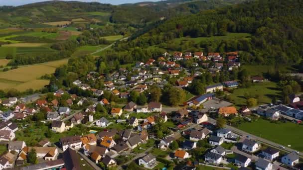 Luftaufnahme Des Dorfes Liel Deutschland Einem Sonnigen Morgen Herbst Herbst — Stockvideo