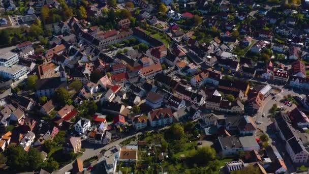 Luftaufnahme Der Stadt Kandern Deutschland Einem Sonnigen Morgen Herbst Herbst — Stockvideo