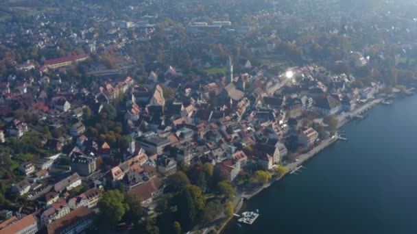 Luchtfoto Van Stad Ueberlingen Naast Het Bodenmeer Duitsland Een Zonnige — Stockvideo