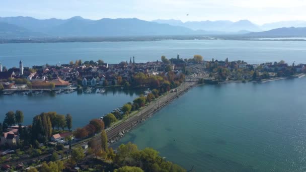 Luchtfoto Van Stad Eiland Lindau Aan Het Bodenmeer Een Zonnige — Stockvideo