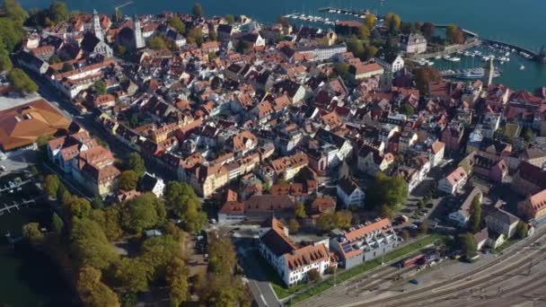 Widok Lotu Ptaka Miasto Wyspę Lindau Nad Jeziorem Bodeńskim Słoneczny — Wideo stockowe