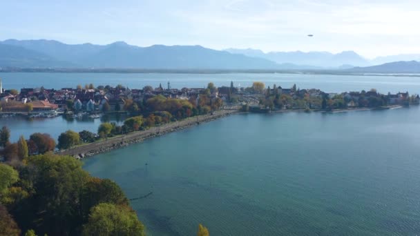 Vista Aérea Ciudad Isla Lindau Lago Constanza Día Soleado Otoño — Vídeo de stock