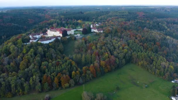 Ilmakuva Palatsista Schloss Zeil Allgaeu Linna Saksassa Myöhään Iltapäivällä Syksyllä — kuvapankkivideo