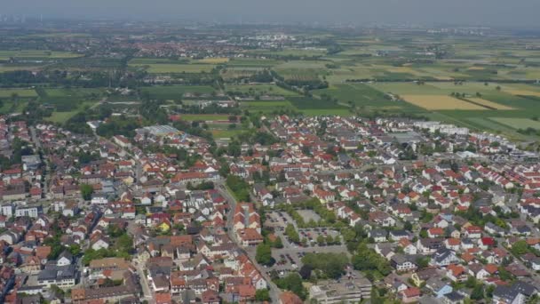 Vista Aérea Cidade Schriesheim Castelo Strahlenburg Alemanha Dia Ensolarado Primavera — Vídeo de Stock