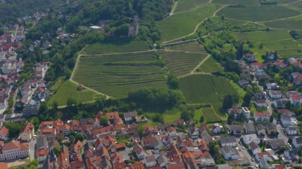 Vista Aérea Ciudad Schriesheim Castillo Strahlenburg Alemania Día Soleado Primavera — Vídeos de Stock