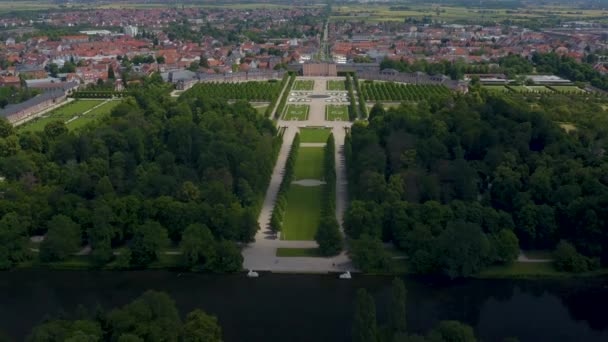 Flygfoto Slottet Och Staden Schwetzingen Tyskland Nära Floden Rhein Våren — Stockvideo