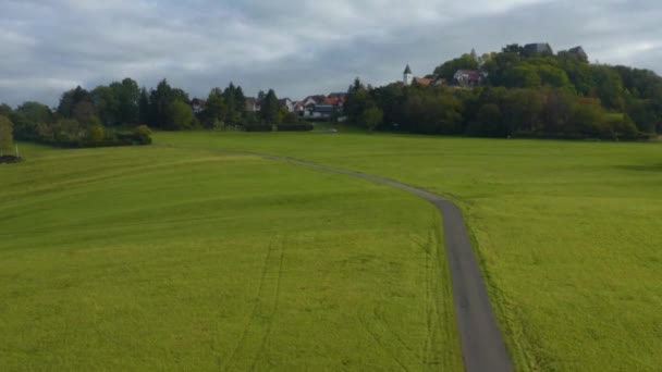 Légi Felvétel Város Hering Otzberg Odenwald Németországban Egy Felhős Napon — Stock videók