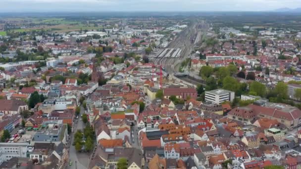 Vista Aérea Ciudad Offenburg Alemania Día Nublado Otoño — Vídeo de stock