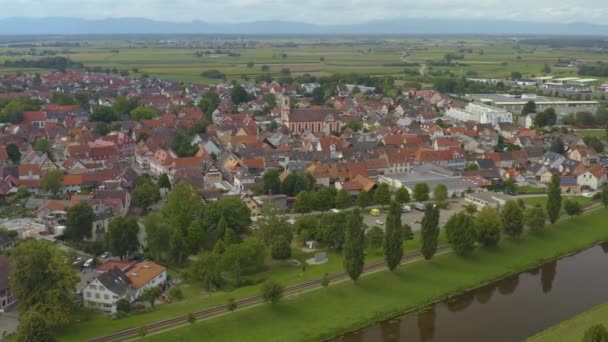 Flygfoto Över Staden Riegel Kaiserstuhl Tyskland Solig Dag Sommaren — Stockvideo