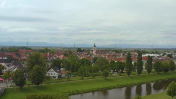 Yazın Güneşli Bir Günde Almanya Riegel Kaiserstuhl Şehrinin Hava Manzarası — Stok video