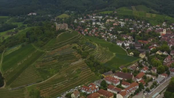 Vue Aérienne Ville Château Staufen Allemagne Par Une Journée Nuageuse — Video