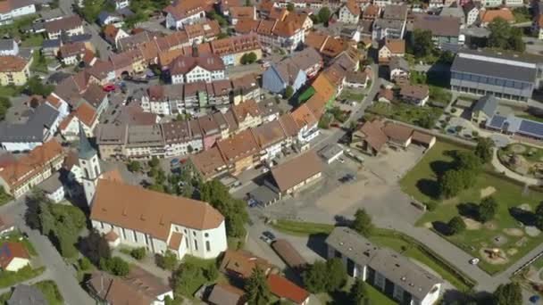 Luchtfoto Van Stad Loeffingen Duitsland Het Zwarte Bos Een Zonnige — Stockvideo