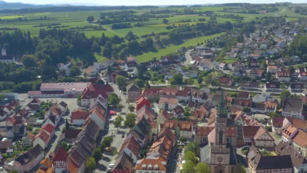 Αεροφωτογραφία Του Χωριού Braeunlingen Στη Γερμανία Στο Μαύρο Δάσος Μια — Αρχείο Βίντεο