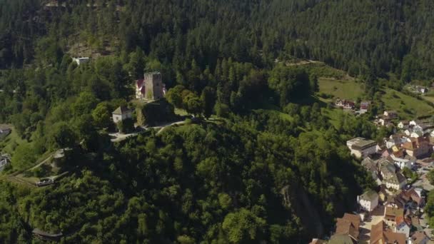 Luchtfoto Van Stad Hornberg Duitsland Het Zwarte Bos Een Zonnige — Stockvideo