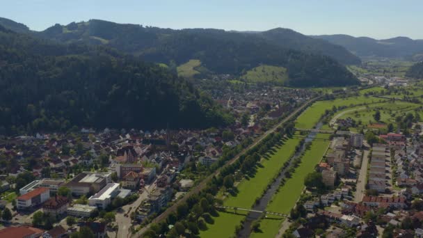 Luchtfoto Van Stad Hausach Kinzigtal Duitsland Het Zwarte Bos Een — Stockvideo