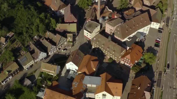 Vista Aérea Ciudad Alpirsbach Alemania Bosque Negro Día Soleado Verano — Vídeos de Stock