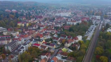 Almanya 'da sonbaharda bulutlu bir günde şehir Emmendingen' in etrafındaki hava manzarası. 