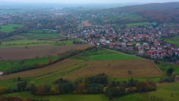 Widok Powietrza Wokół Wsi Windenreute Zamku Hochburg Pochmurny Dzień Jesienią — Wideo stockowe