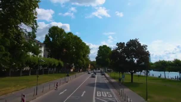 Voando Pelas Ruas Frankfurt Uma Manhã Domingo Cedo Primavera — Vídeo de Stock