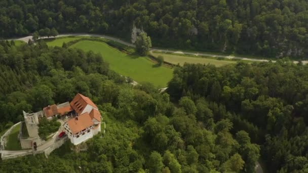 Вид Воздуха Замок Burg Derneck Вокруг Muensingen Германии Солнечный День — стоковое видео