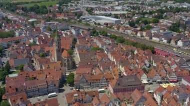 Güneşli bir günde Almanya 'nın eski Schorndorf kentinin havası.