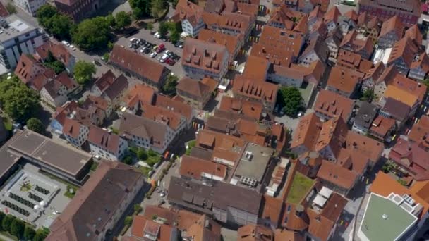 Luftaufnahme Der Altstadt Von Schorndorf Einem Sonnigen Tag — Stockvideo