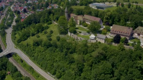 Aerial Mosteiro Kloster Lorch Lado Cidade Lorch Alemanha Num Dia — Vídeo de Stock