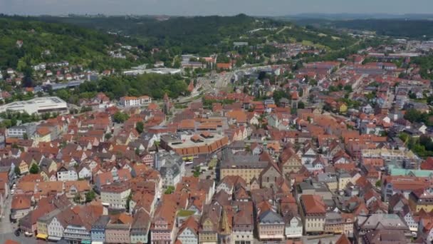 Vzduch Staré Části Města Schwaebisch Gmuend Německu Slunečného Jarního Dne — Stock video