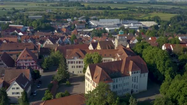 Luftaufnahme Der Markgröninger Altstadt Einem Sonnigen Frühlingsmorgen — Stockvideo