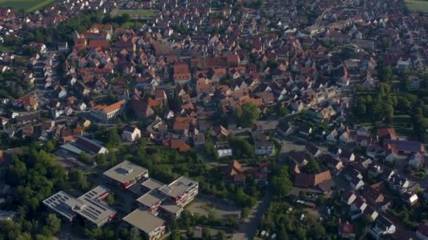 Luftaufnahme Der Markgröninger Altstadt Einem Sonnigen Frühlingsmorgen — Stockvideo