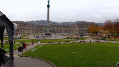 Stuttgart, Almanya 'da Noel' den önce bulutlu bir günde