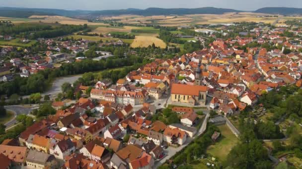 Vista Aérea Cidade Velha Mellrichstadt Alemanha Baviera Uma Tarde Primavera — Vídeo de Stock