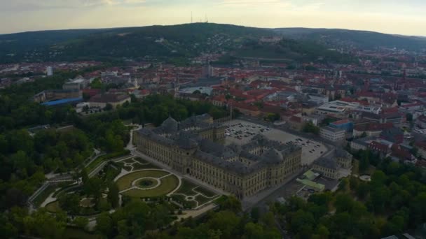 德国伍尔兹堡老城的空中景观 巴伐利亚 一个多云的下午 — 图库视频影像