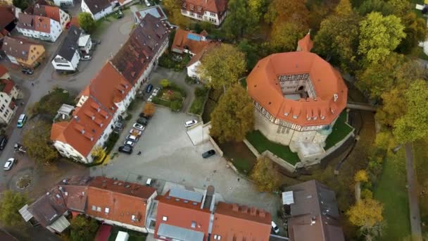 Αεροφωτογραφία Της Παλιάς Πόλης Και Του Κάστρου Της Πόλης Sachsenheim — Αρχείο Βίντεο