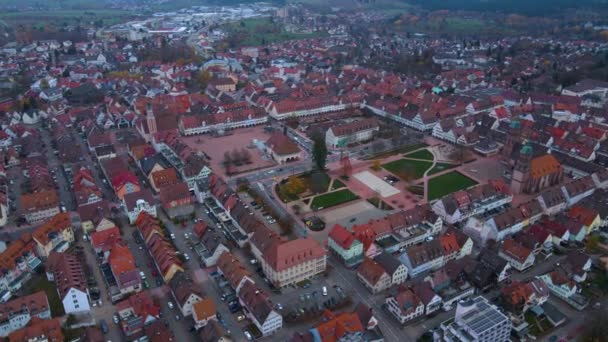 독일의 도시인 프레우덴 타트를 공중에서 내려다본 — 비디오