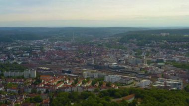 Saarland, Almanya 'da Saarbruecken şehrinin hava manzarası güneşli bir bahar gününde