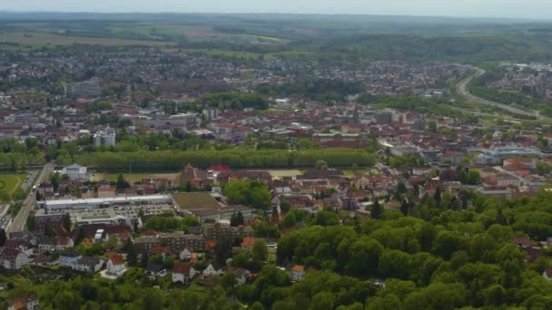 Güneşli Bir Bahar Gününde Almanya Daki Zweibruecken Kentinin Hava Manzarası — Stok video