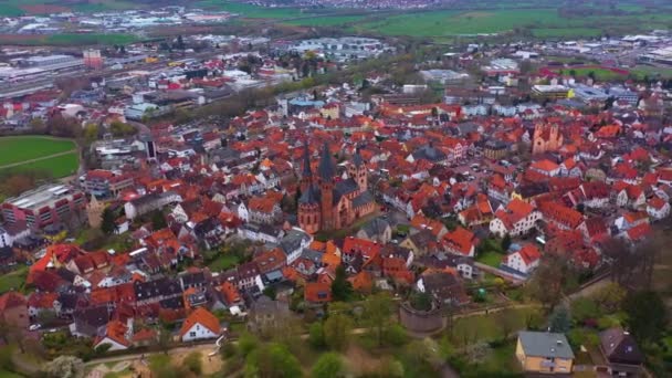 Almanya Nın Gelnhausen Kentinin Havadan Görünüşü Hesse Ilkbahar Günü — Stok video