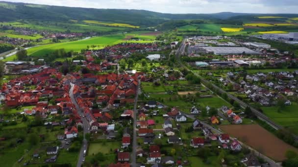 Lkbaharda Güneşli Bir Günde Almanya Hedemuenden Köyünün Hava Manzarası — Stok video